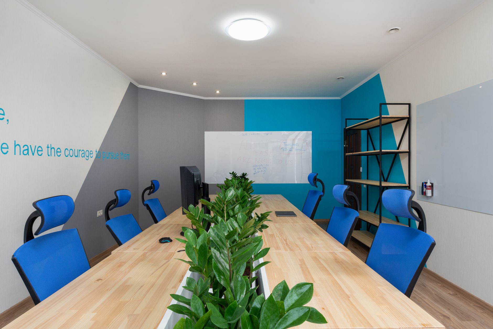 Office space at a commercial address